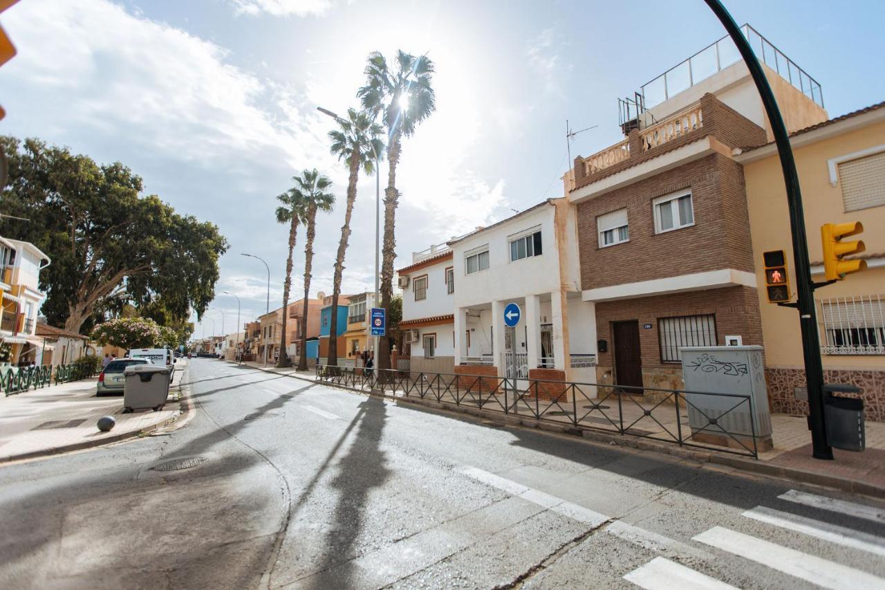 Colourful Fisher House Pulpito In El Palo! - Tcm Malaga Luaran gambar