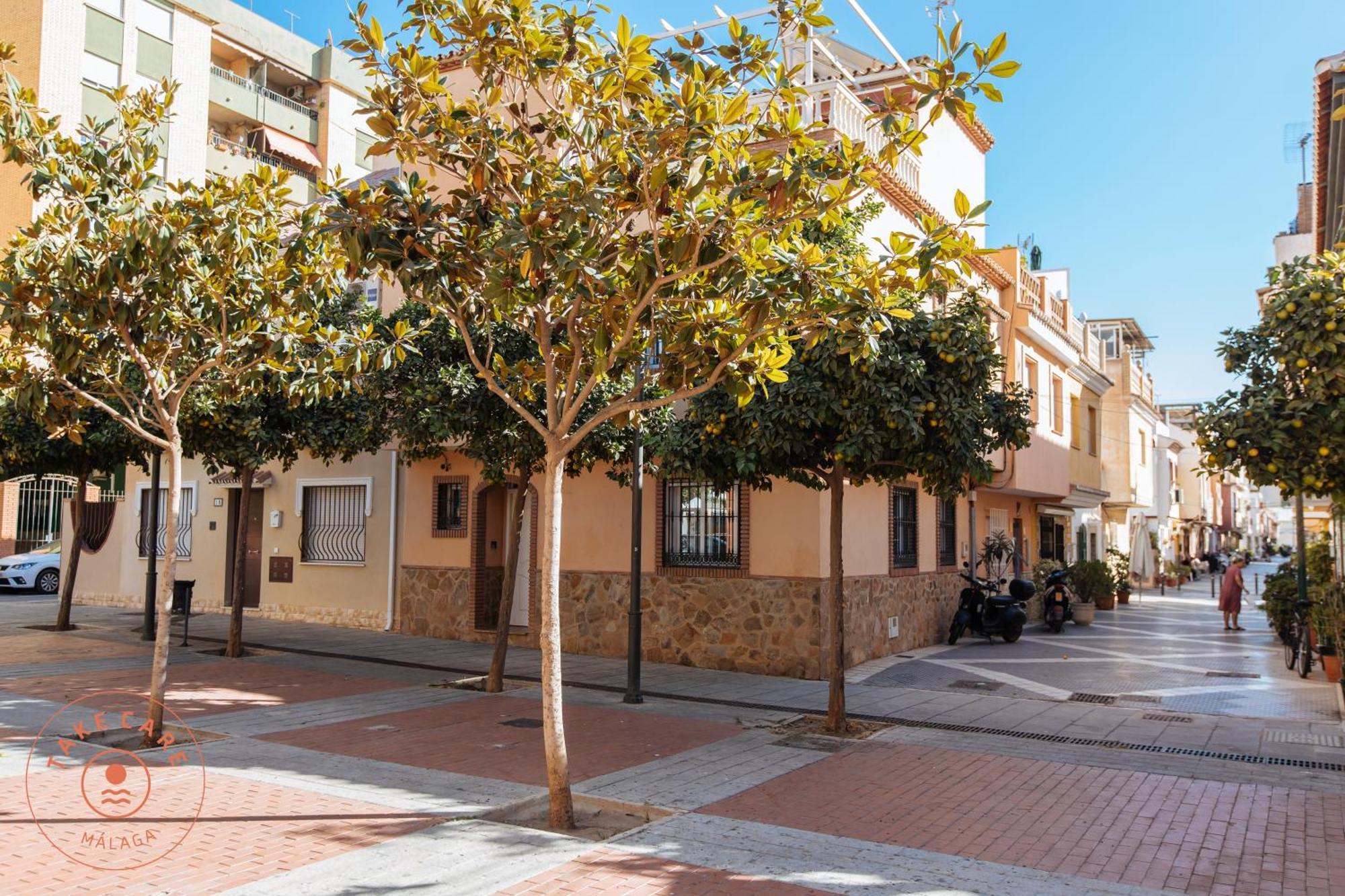 Colourful Fisher House Pulpito In El Palo! - Tcm Malaga Luaran gambar